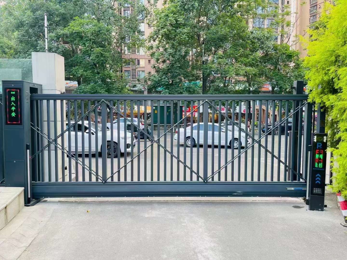 淮安市电动伸缩门
